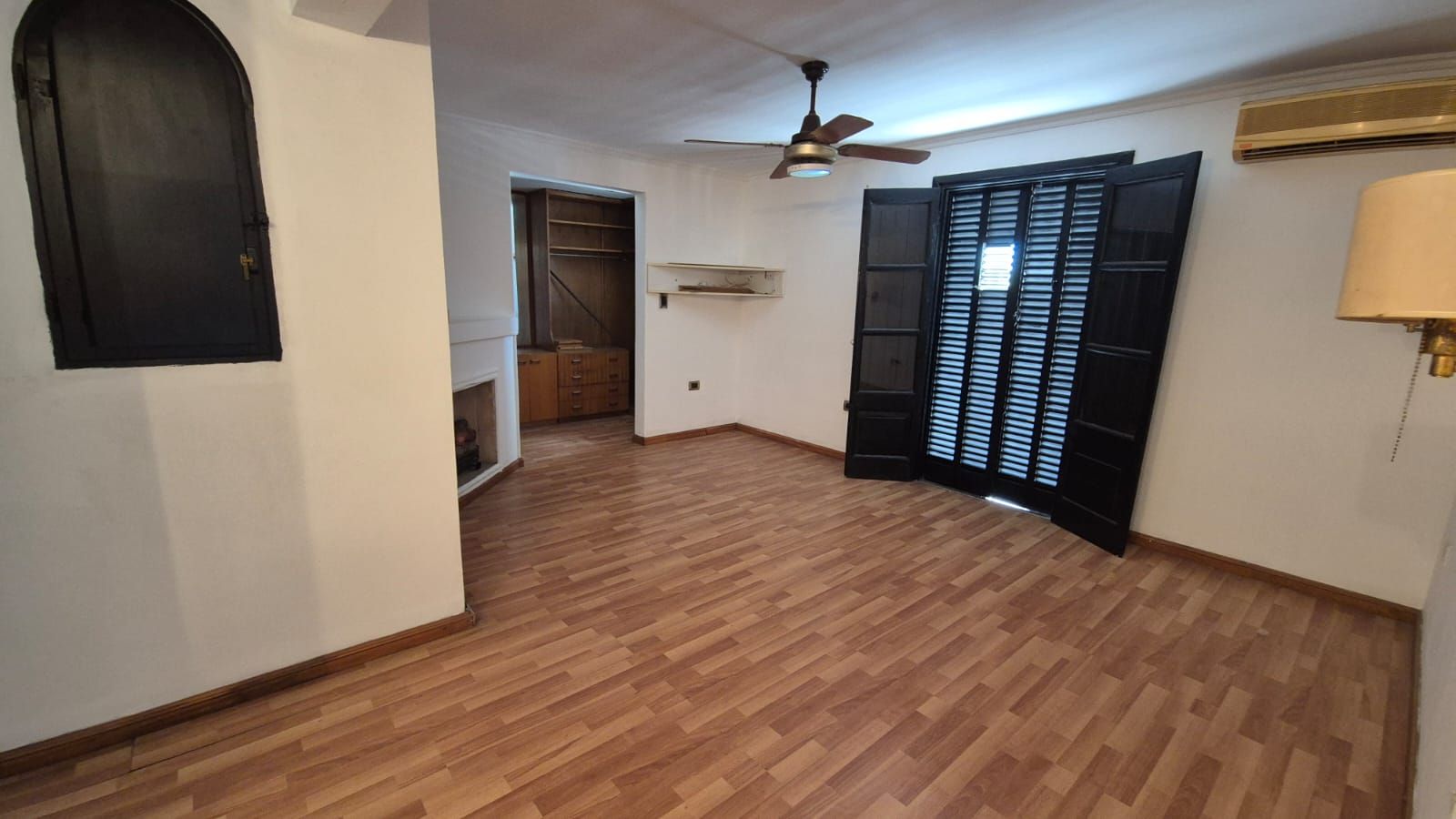 Imagen de la propiedad CASA CENTRICA DOS PLANTAS EN VENTA 